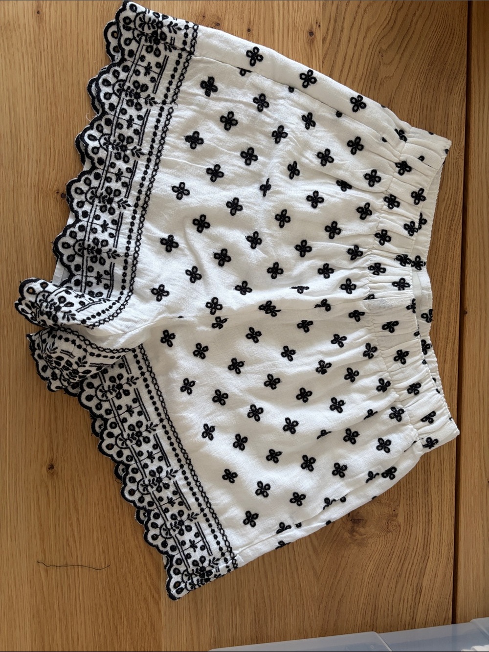 Abercrombie & Fitch White Shorts with Black Embroidered Trim